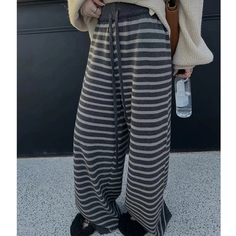 设计感条纹直筒阔腿裤女秋冬新款高腰显瘦宽松休闲垂感拖地运动裤