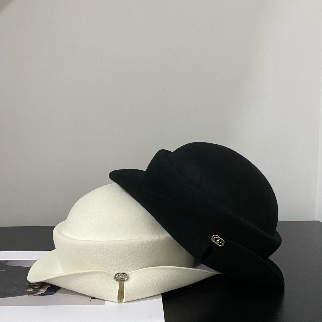时尚秋冬新品羊毛呢法式优雅盆帽时尚温暖复经典古绵羊毛设计师款