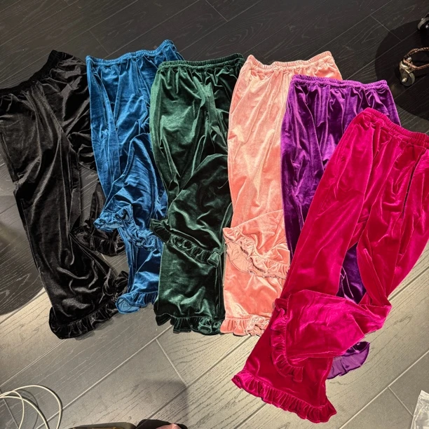 1173-1#《花边裤》重工休闲百搭显瘦丝绒荷叶边裤子