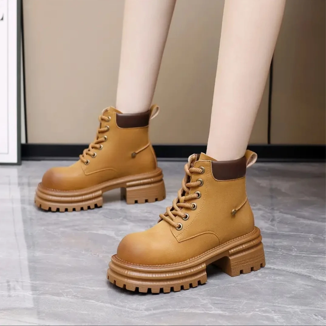 英伦风厚底增高马丁靴女大棉短靴工装机车靴显瘦百搭