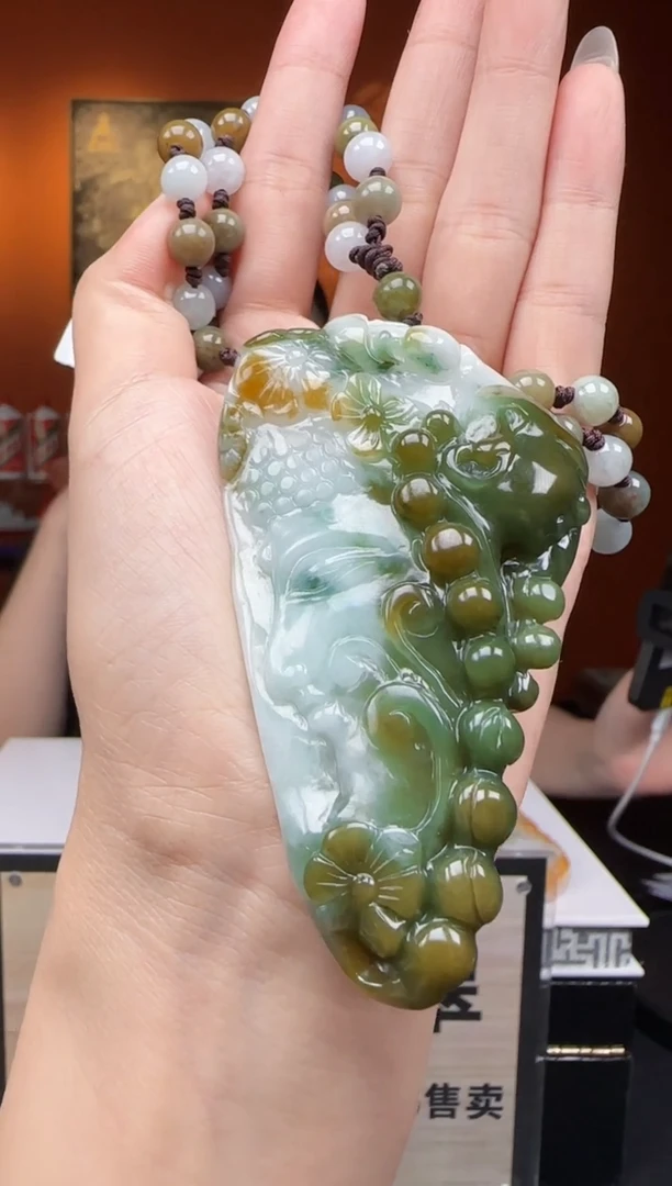 【闪购商品】翡翠颈饰未镶嵌M02123翡翠