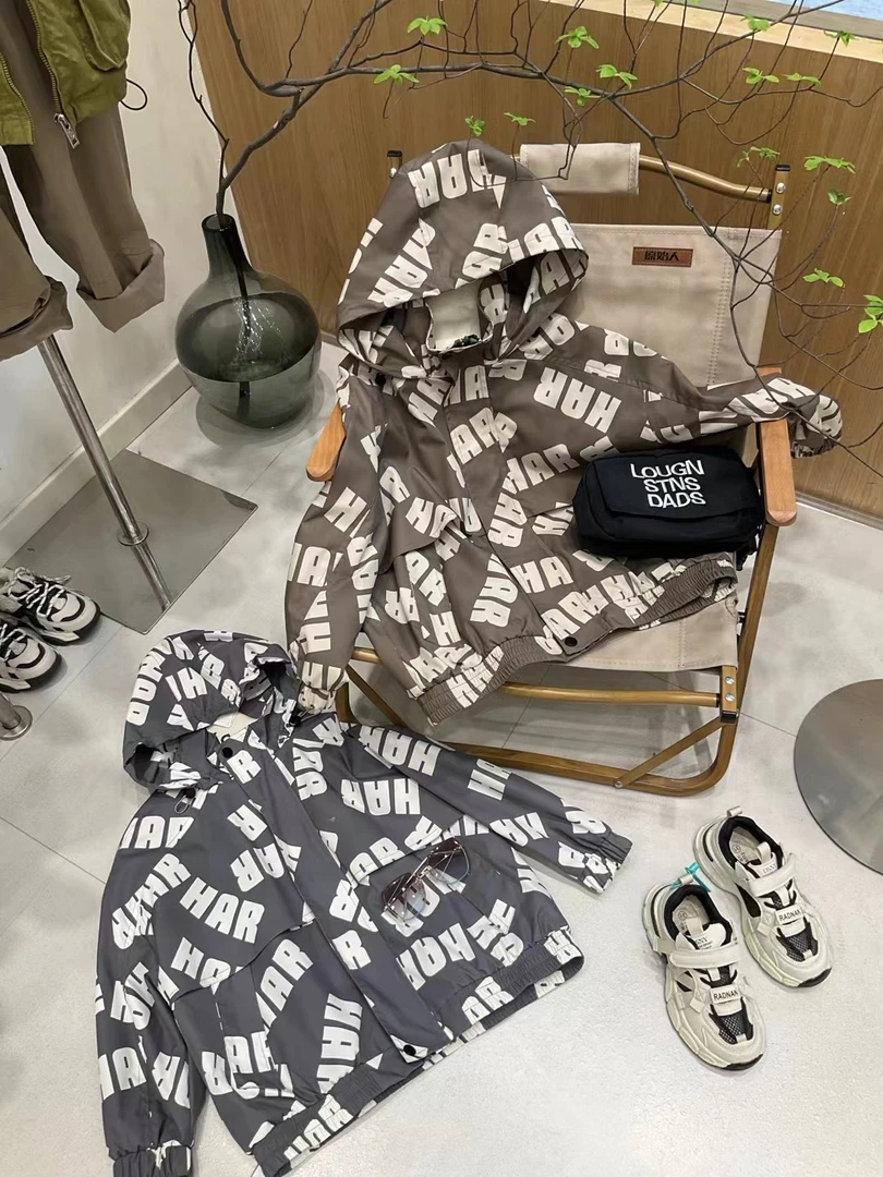 儿童冲锋衣110码至150码