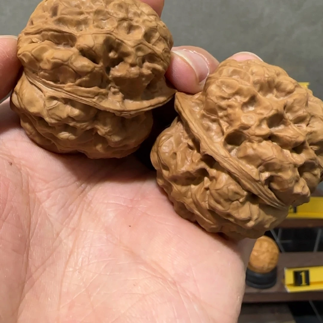 【闪购商品】文玩核桃吊坠M****o