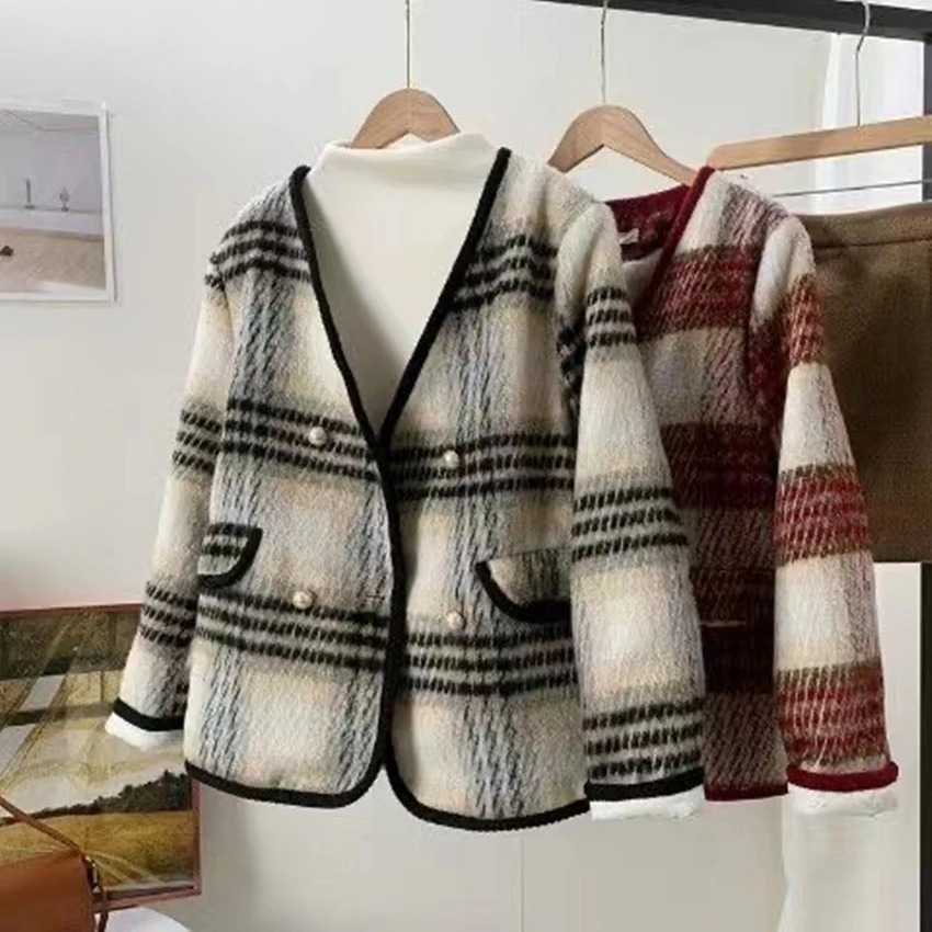 小香风毛呢外套女冬季2024新款夹棉加厚V领格纹时尚洋气保暖上衣