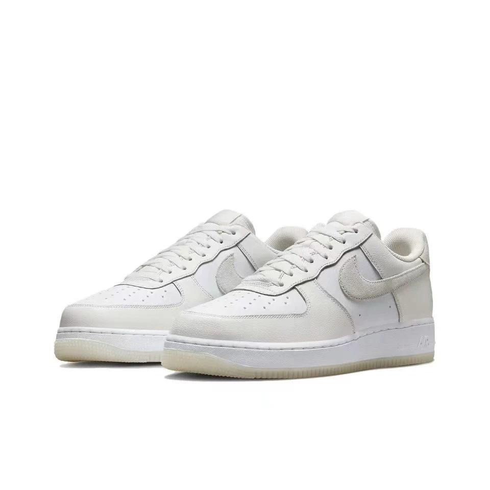 【耐克/NIKE】男子时尚AIR FORCE 1空军一号复古白色板鞋 FN5832100
