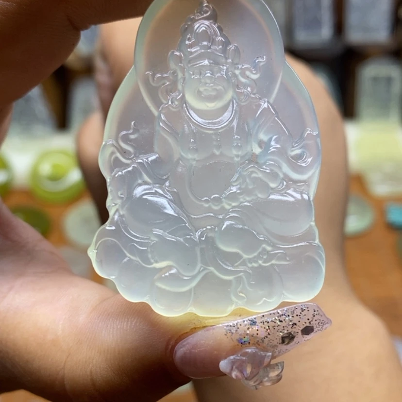 【闪购商品】蛇纹石玉颈饰未镶嵌