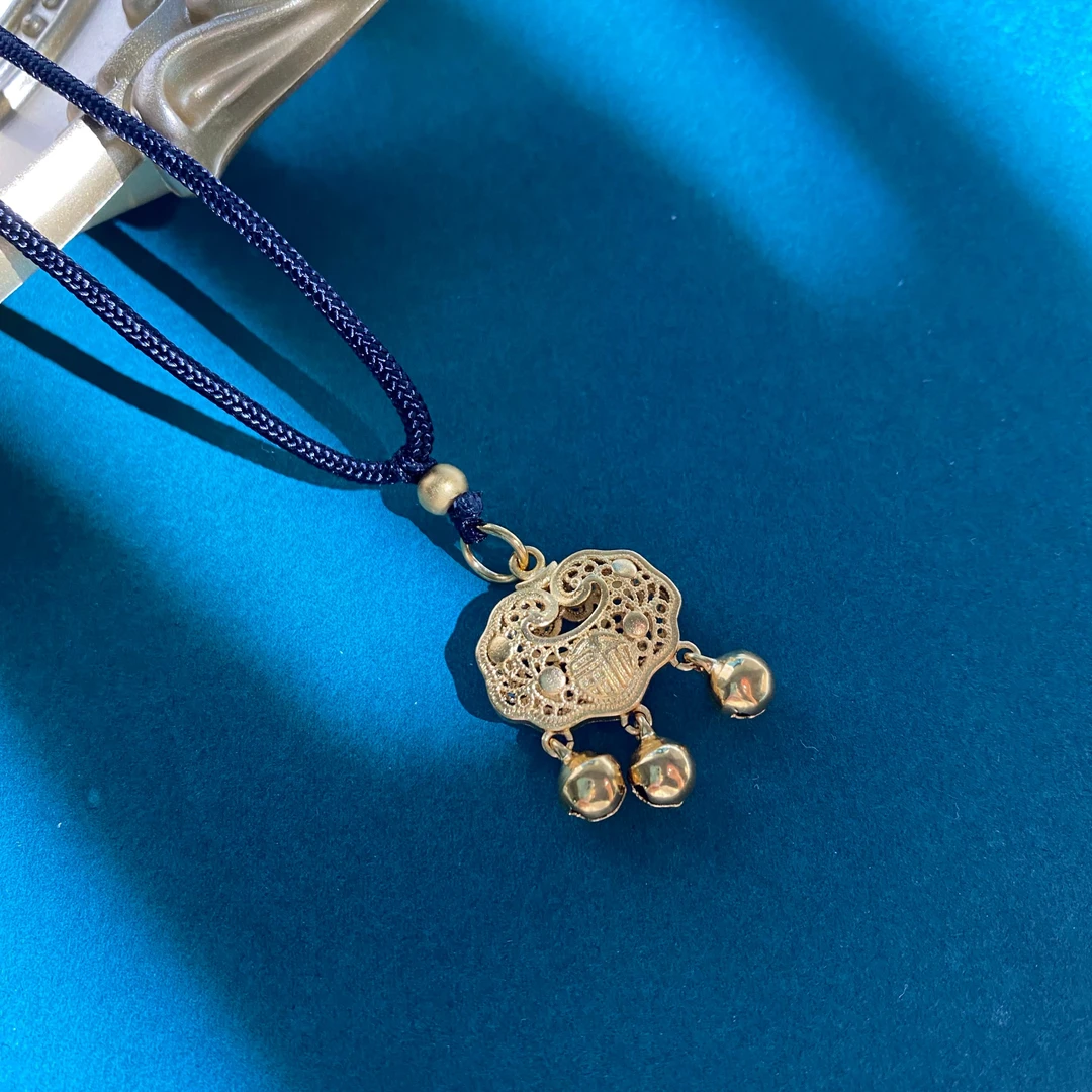 铜合金布艺项链 黑绳编织平安锁吊坠百搭锁骨链不掉色送女神礼物