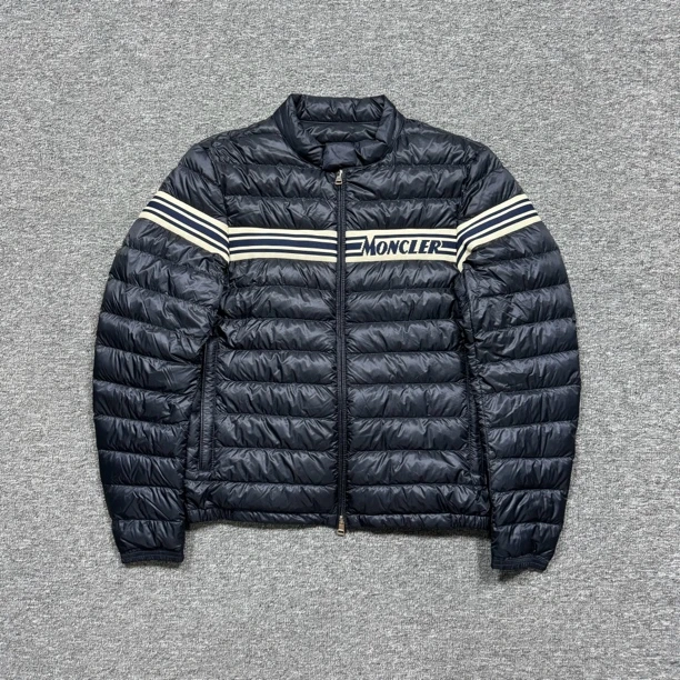 Moncler 盟可睐 蒙口 薄款立领羽绒服 3码