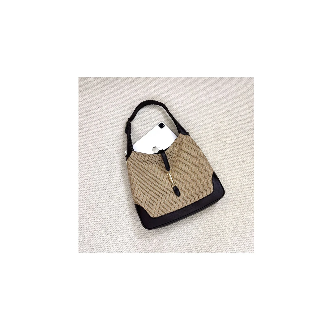 秋冬新款高级感腋下hobo托特包头层牛皮拼接通勤单肩大包