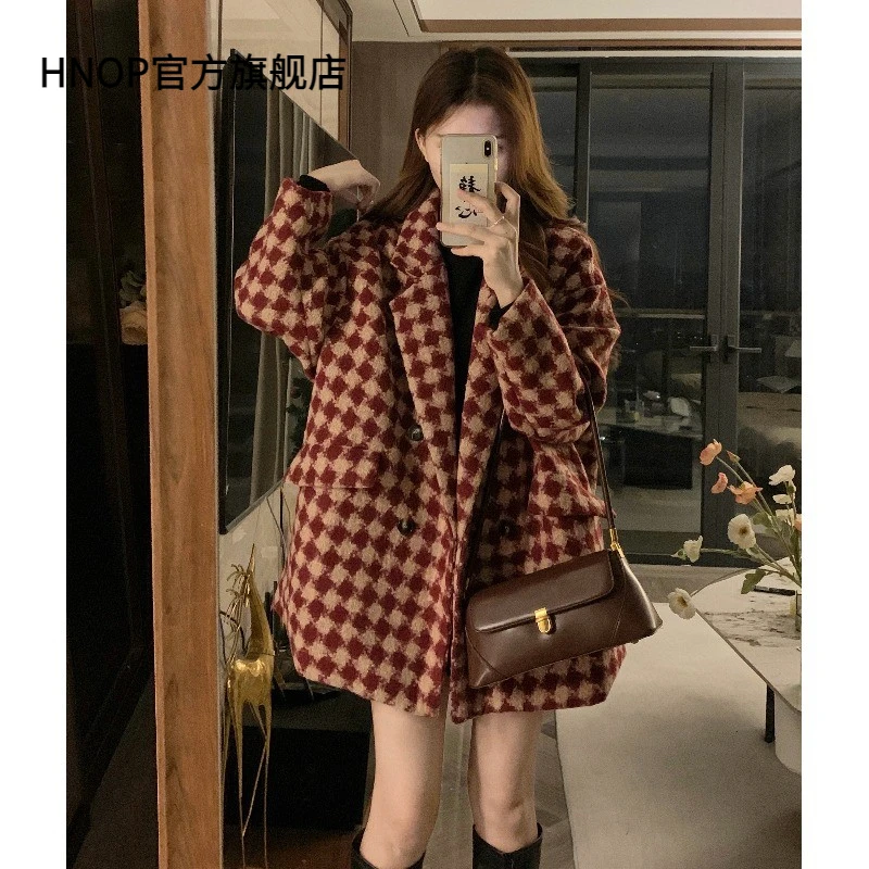 大码红色格子加棉毛呢外套女秋冬新款胖mm宽松显瘦小个子西装大衣