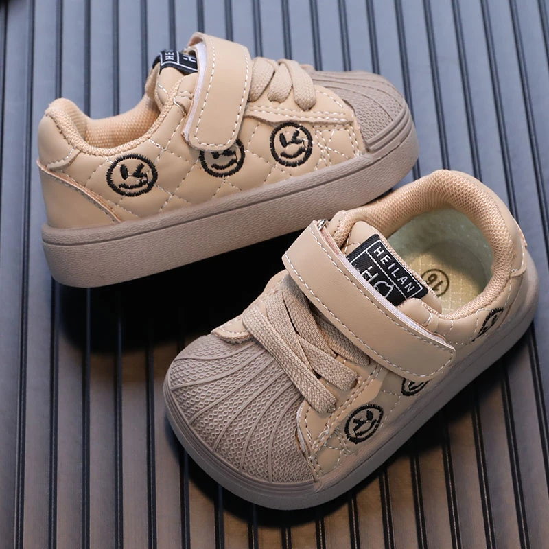 学步鞋春秋款宝宝鞋子0-1-2岁软底婴儿鞋防踢男童运动鞋女童板鞋