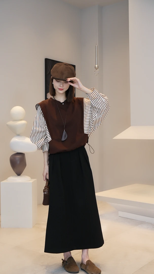 【薇薇绮】条纹撞色拼接蝙蝠袖上衣可抽式休闲圆领卫衣 W566