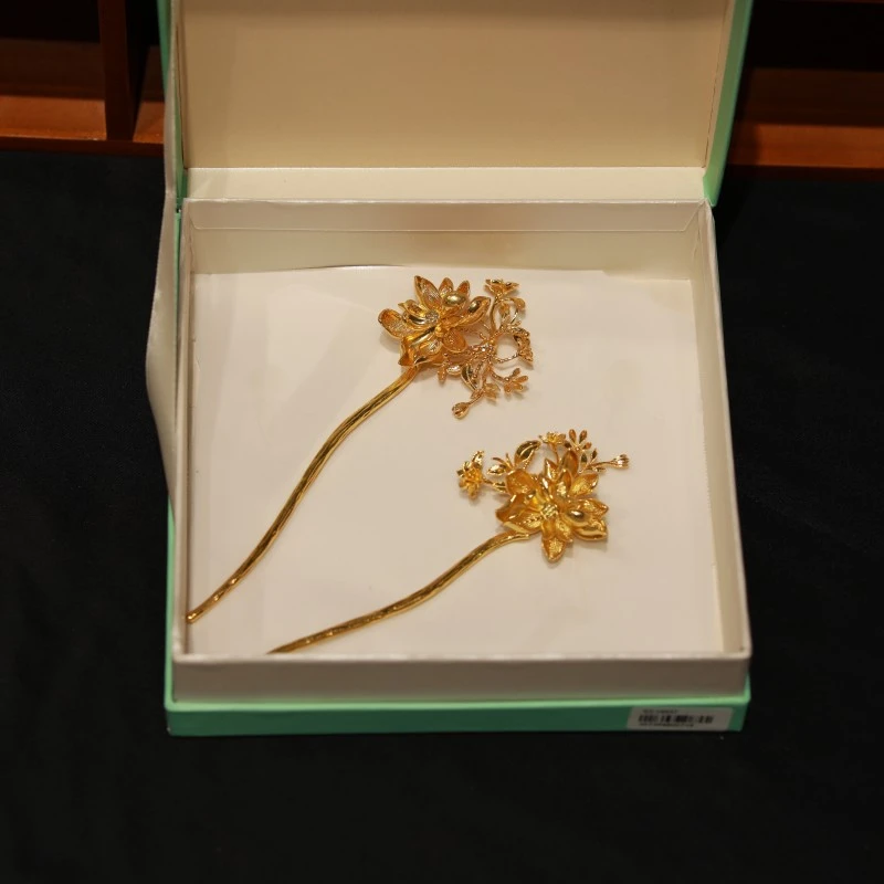 合金婚庆饰品 11905新款中式金色花朵对钗