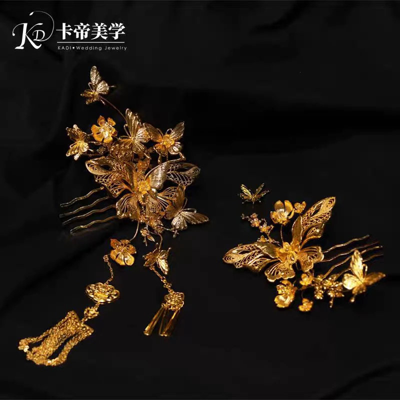 铜合金婚庆饰品 新款金色 12081 蝴蝶侧边钗点缀秀禾龙凤褂头饰