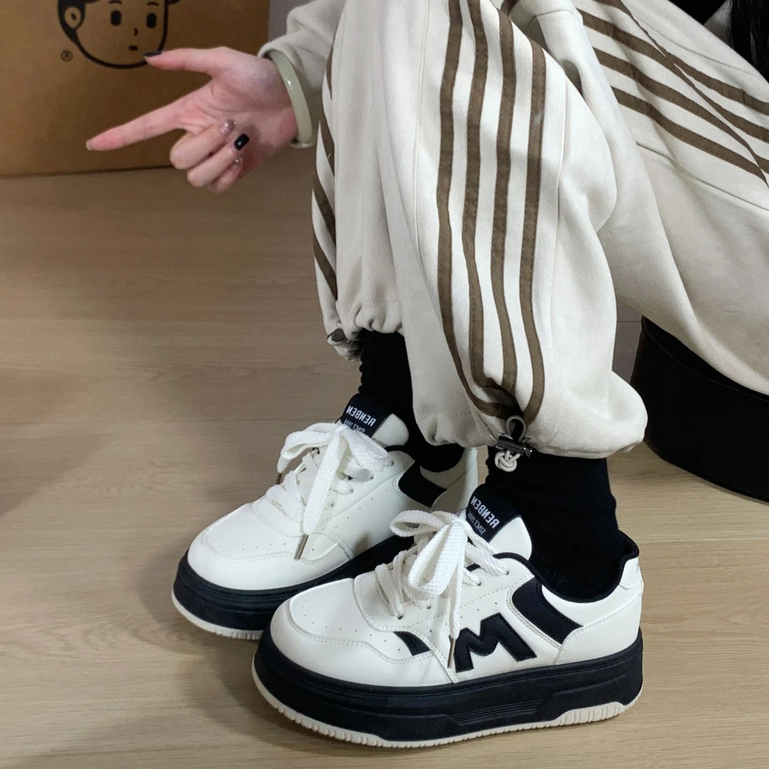 人本增高复古百搭雅丹风板鞋女2025春季新款校园耐磨港风运动鞋