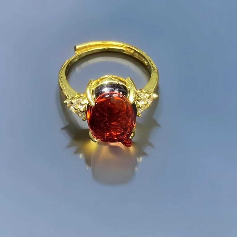 正品天然血珀戒指轻奢精致琥珀戒圈复古镶嵌精美镶嵌简约可调节女