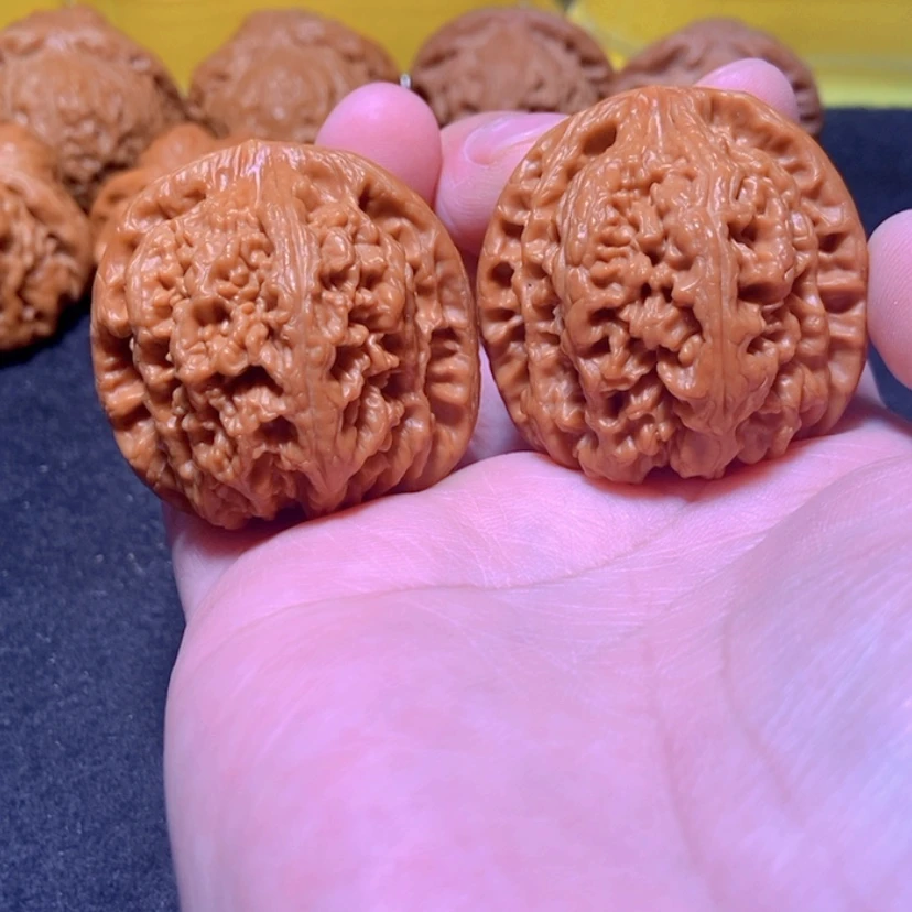 【闪购商品】文玩核桃吊坠大粗筋