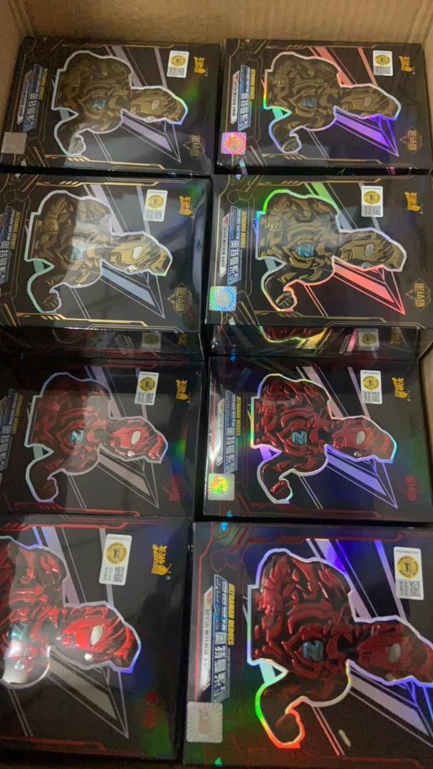 黑钻版第一弹卡游奥特曼卡片铁盒