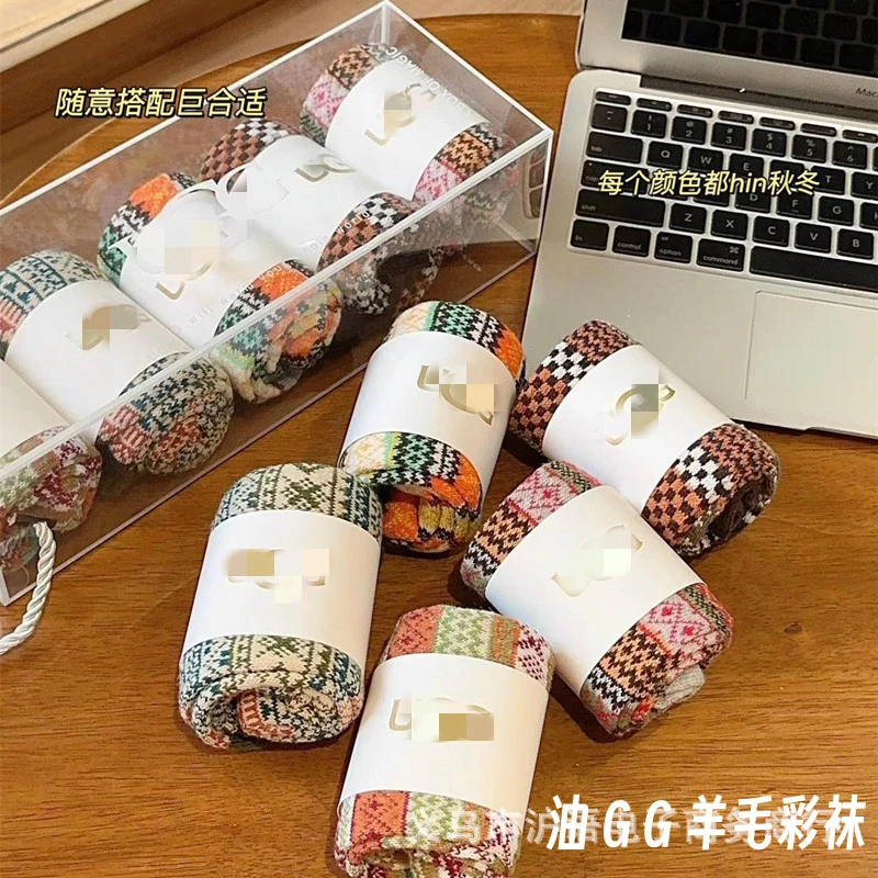 油gg羊毛彩袜保暖ug图腾高筒地板袜雪地袜礼盒装羊毛袜代发