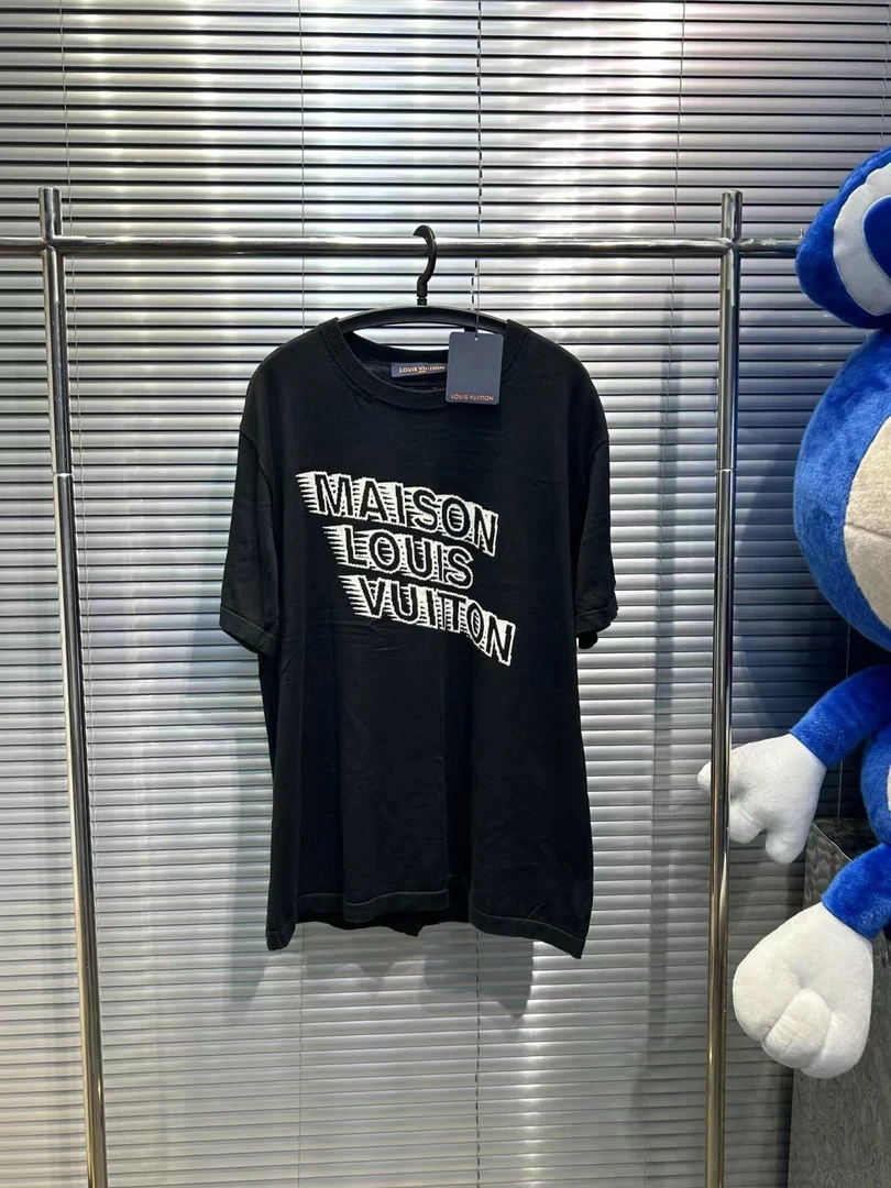 Louis Vuitton lv弹幕字母黑色针织短袖xxl尺码/平台7999新同