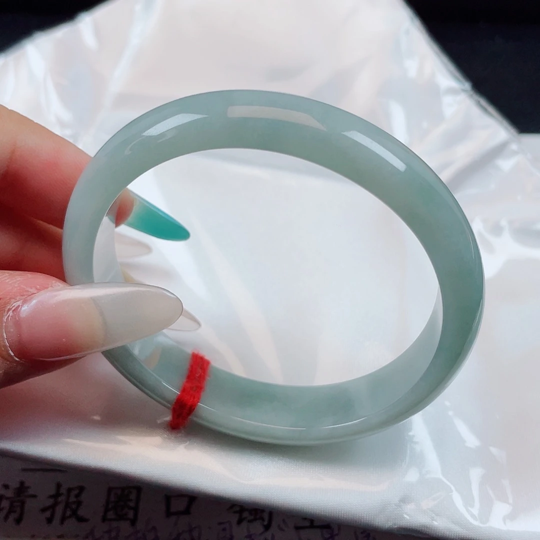 翡翠手镯（贵妃镯）未镶嵌39号