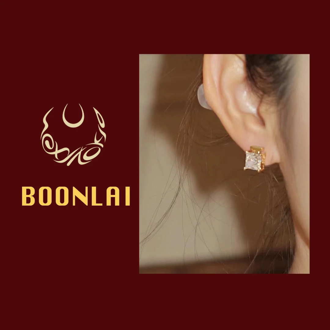 铜合金莫桑石耳饰 Boonlai 冰晶香水瓶方形耳钉035