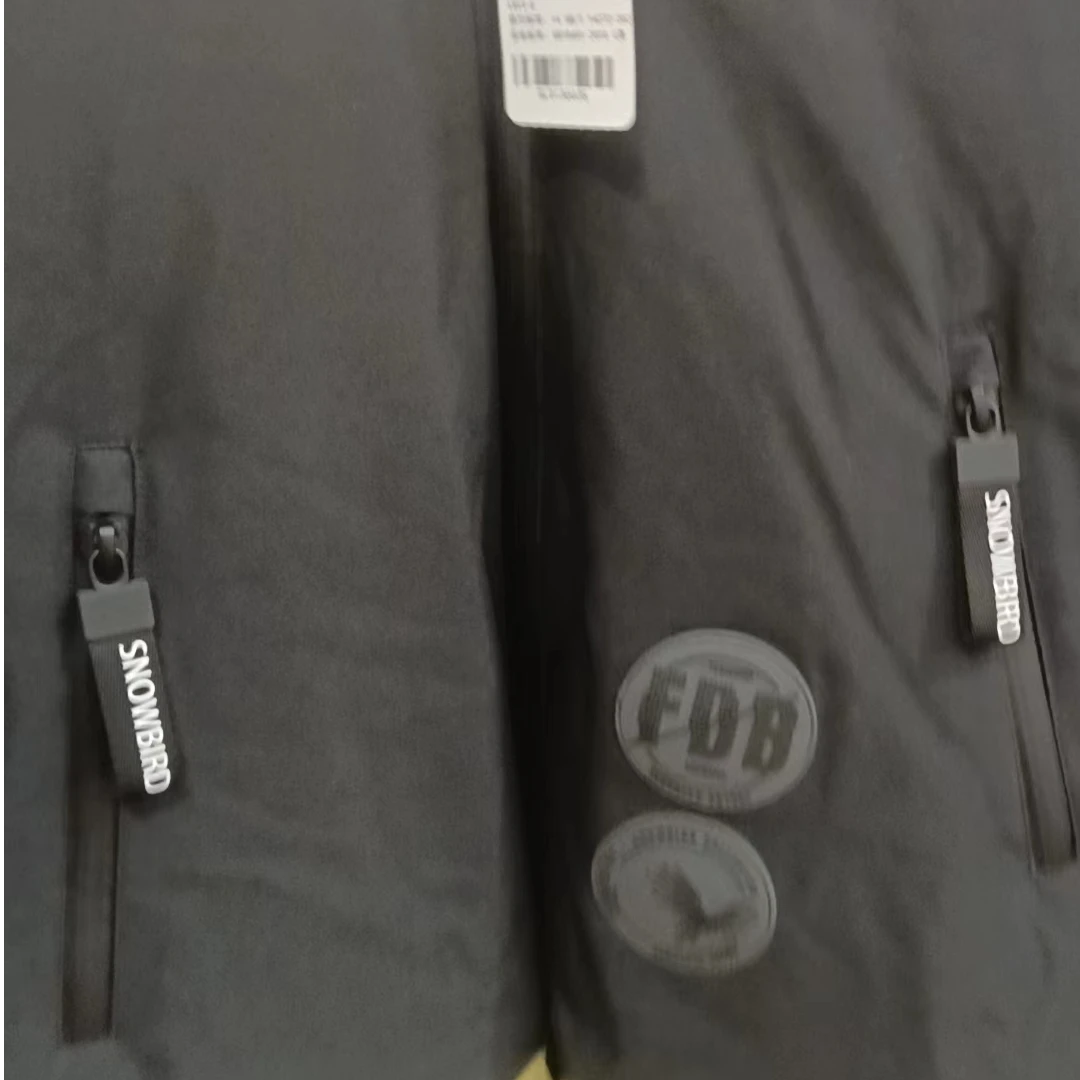 L013      合作款冬季羽绒服