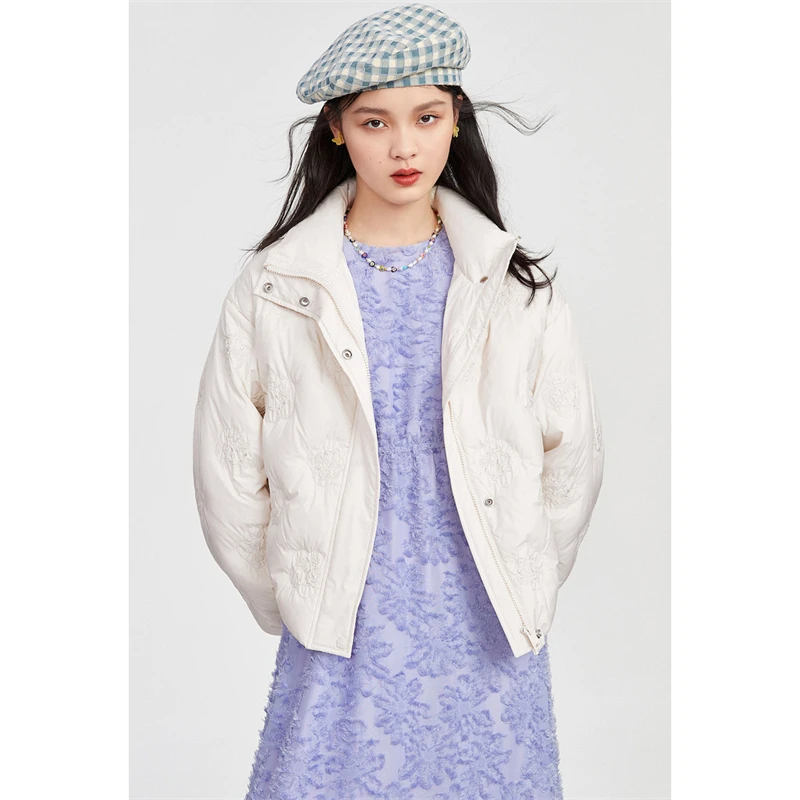 A787 刺绣短款羽绒服