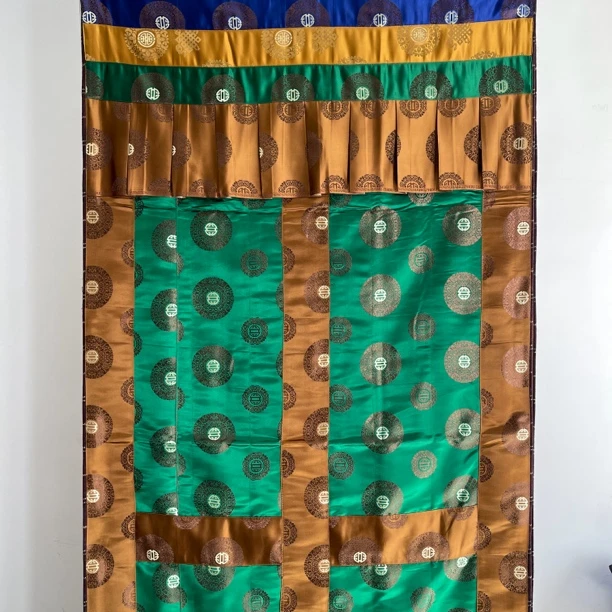 拉萨发货藏式新款门帘纯手工缝制品质优质家用加厚冬天专用双面