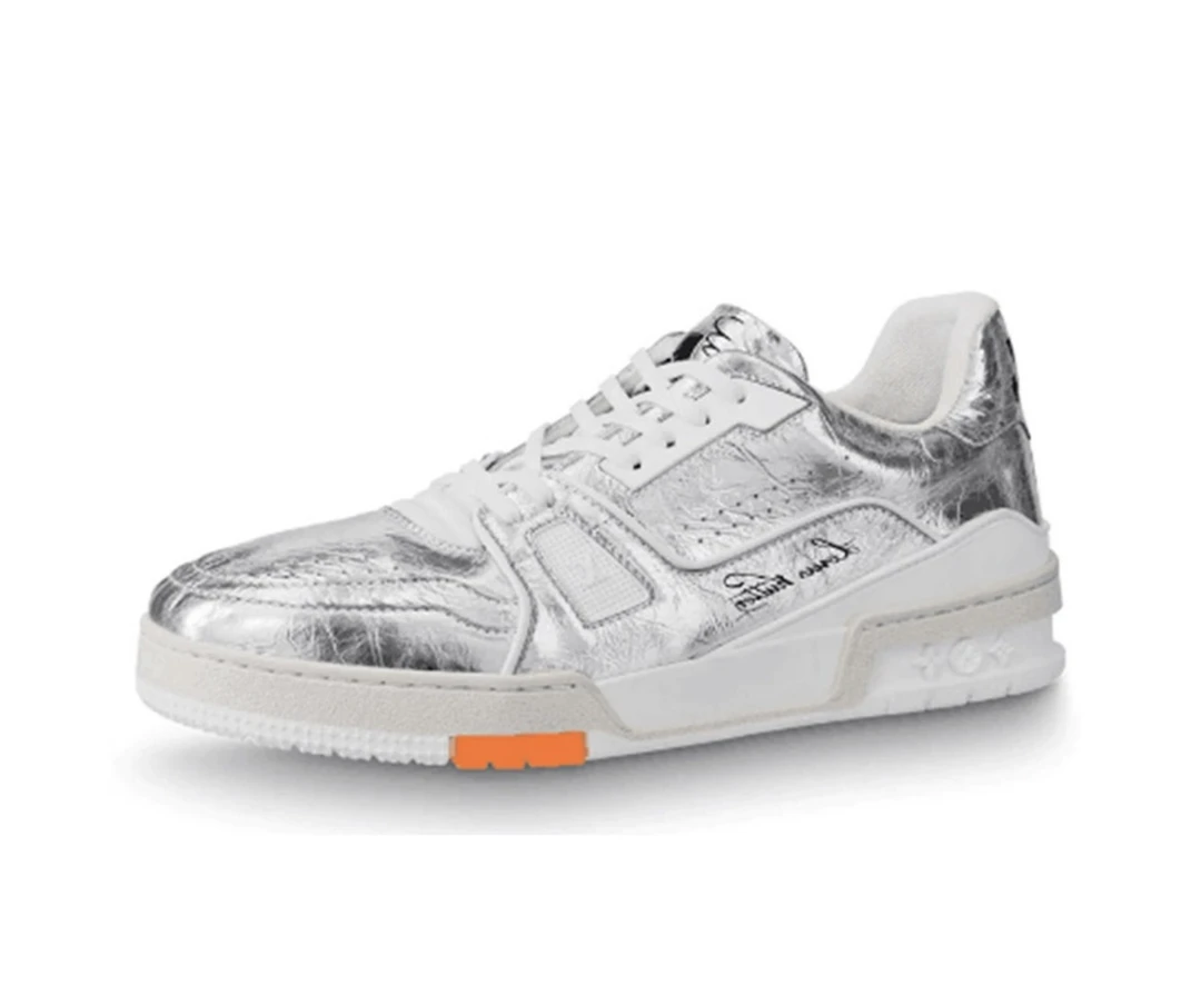 40欧码 lv trainer 银色 低帮板鞋
