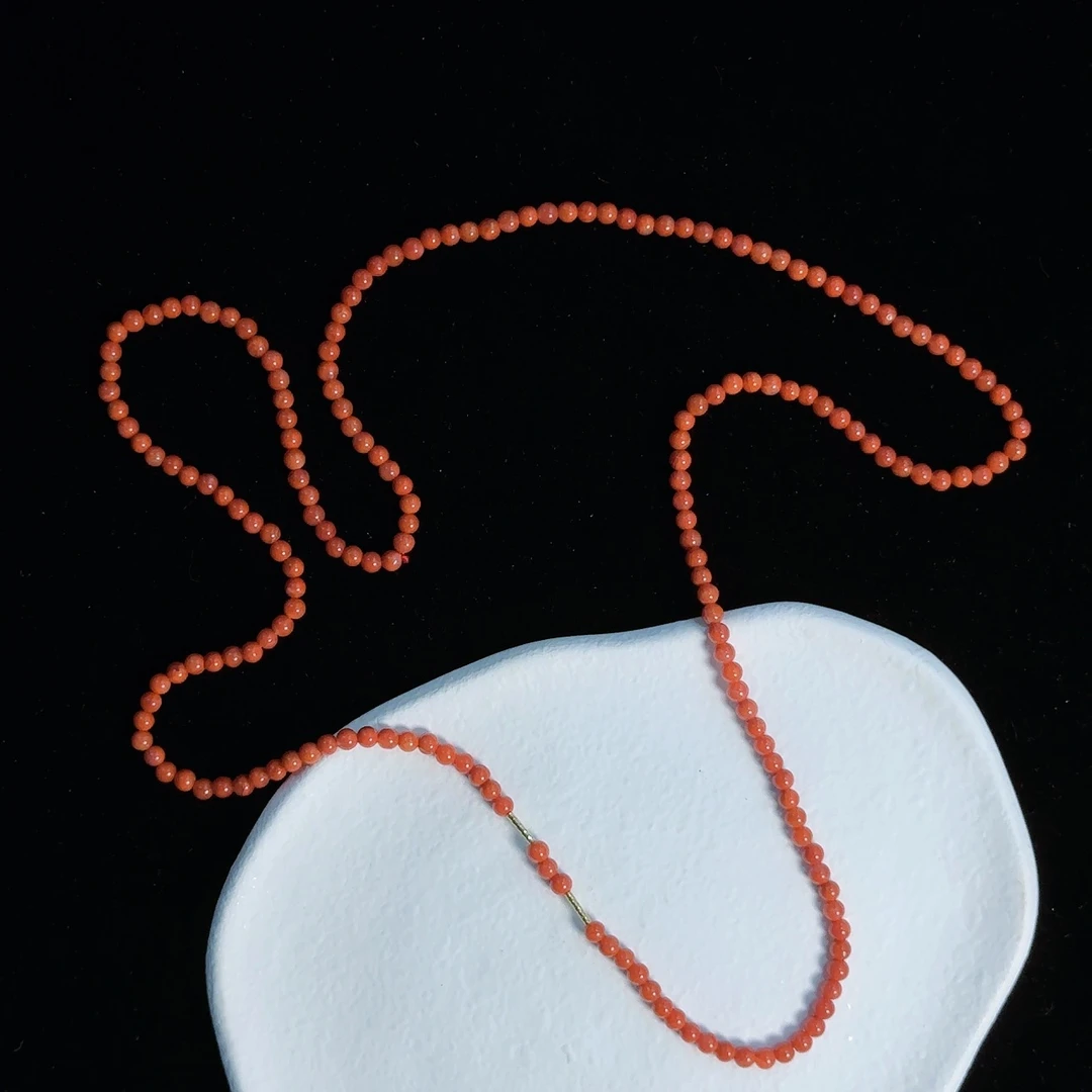 南红项链（天然珠宝多样性发其一）