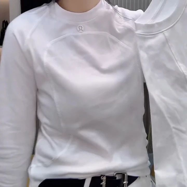 新款皮标明线设计小衫打底衫修身显瘦时尚百搭减龄气质长袖圆领款