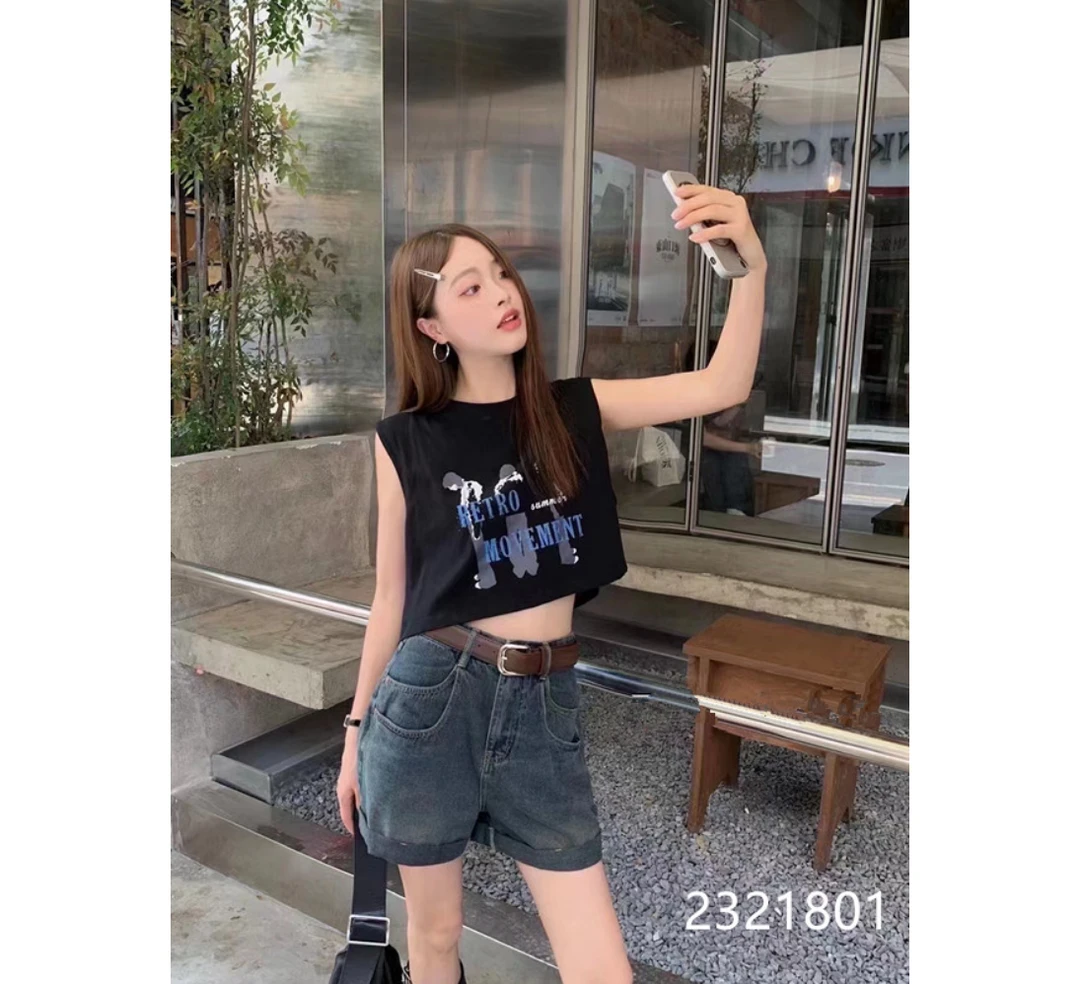 小妳XiaoNi———（夏款卷边牛仔短裤2321801）