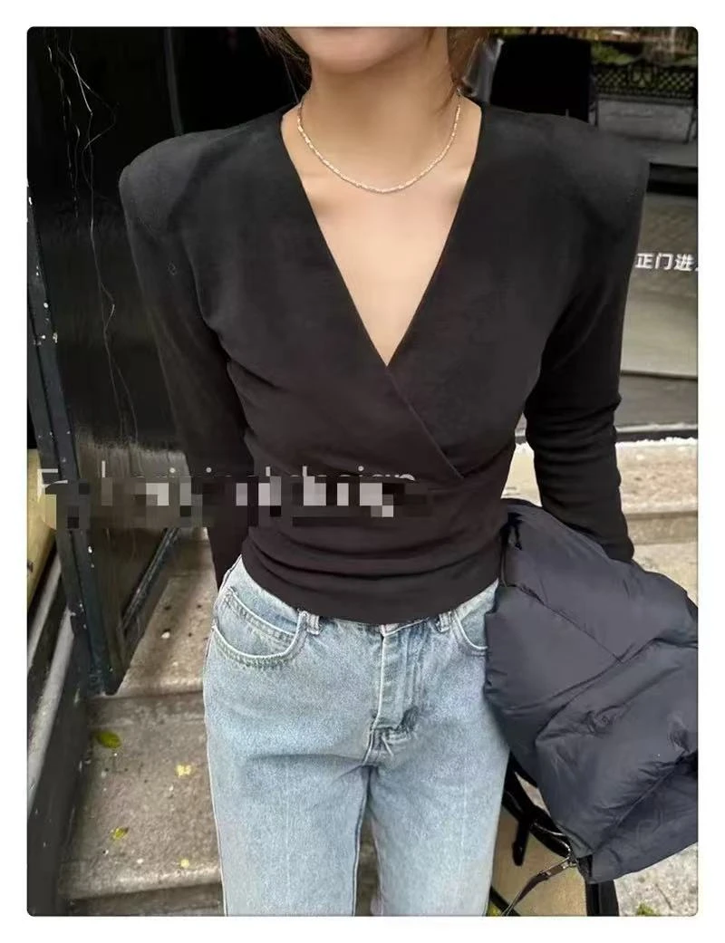 小妳XiaoNi———（冬款打底V领T恤2340577）