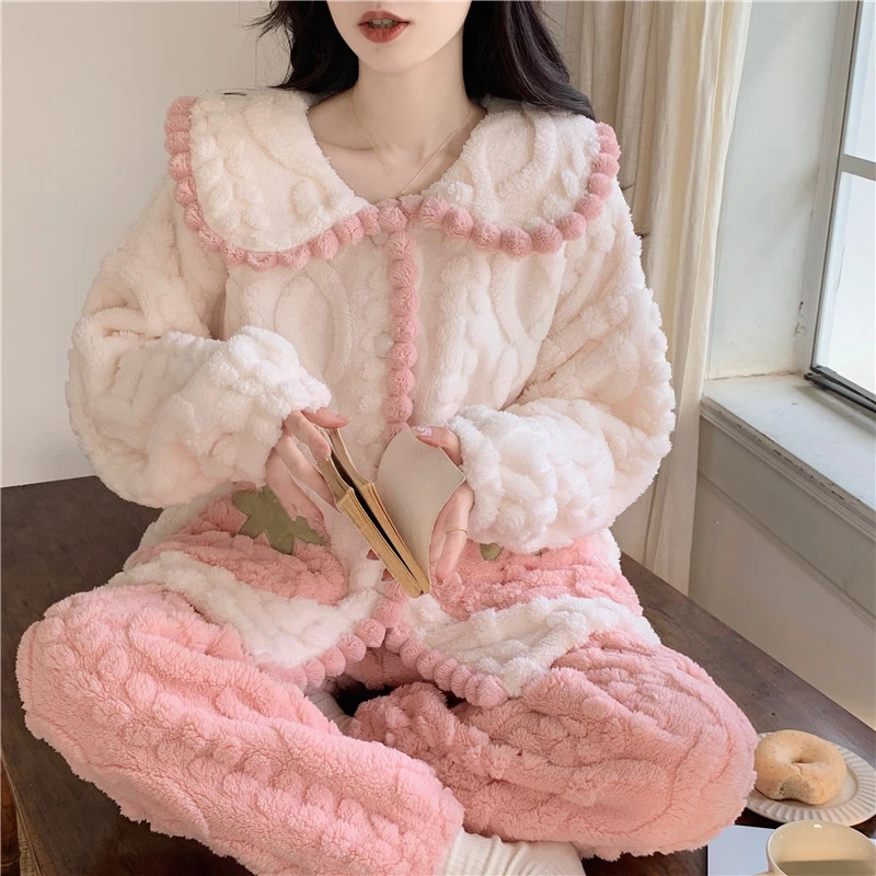 睡衣女秋冬新款日系开衫珊瑚绒可爱卡通提花绒保暖加厚家居服套装