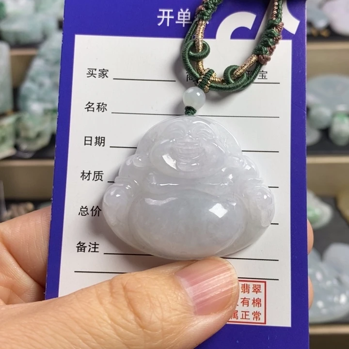 翡翠颈饰未镶嵌佛公