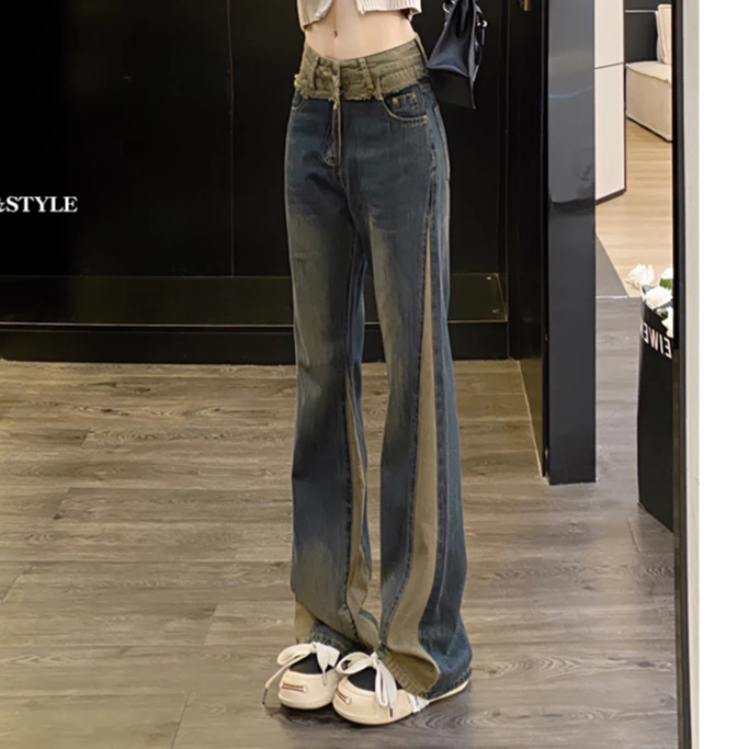 时髦设计梨形身材撞色水泥灰喇叭裤女季新款马蹄显瘦微喇牛仔裤