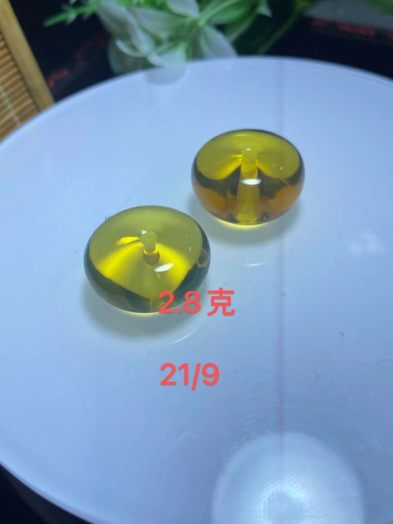 缅甸天然琥珀小平安扣(只发其中一个）