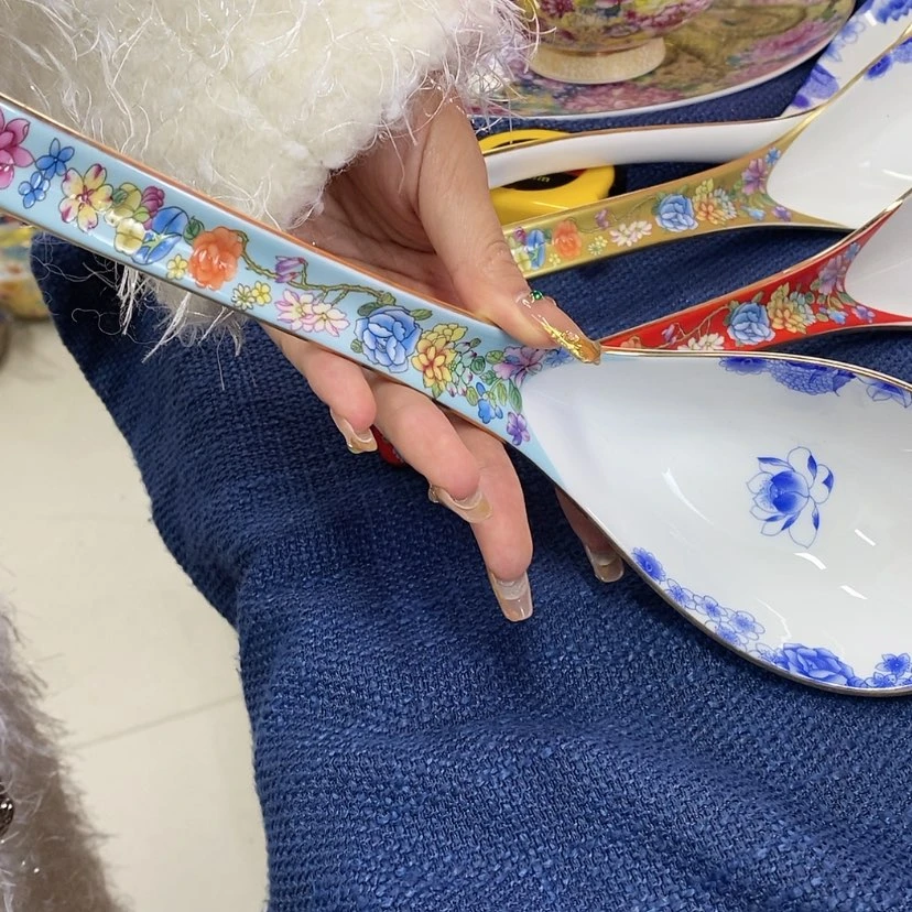 【闪购商品】陶瓷盘大汤勺，湖水蓝