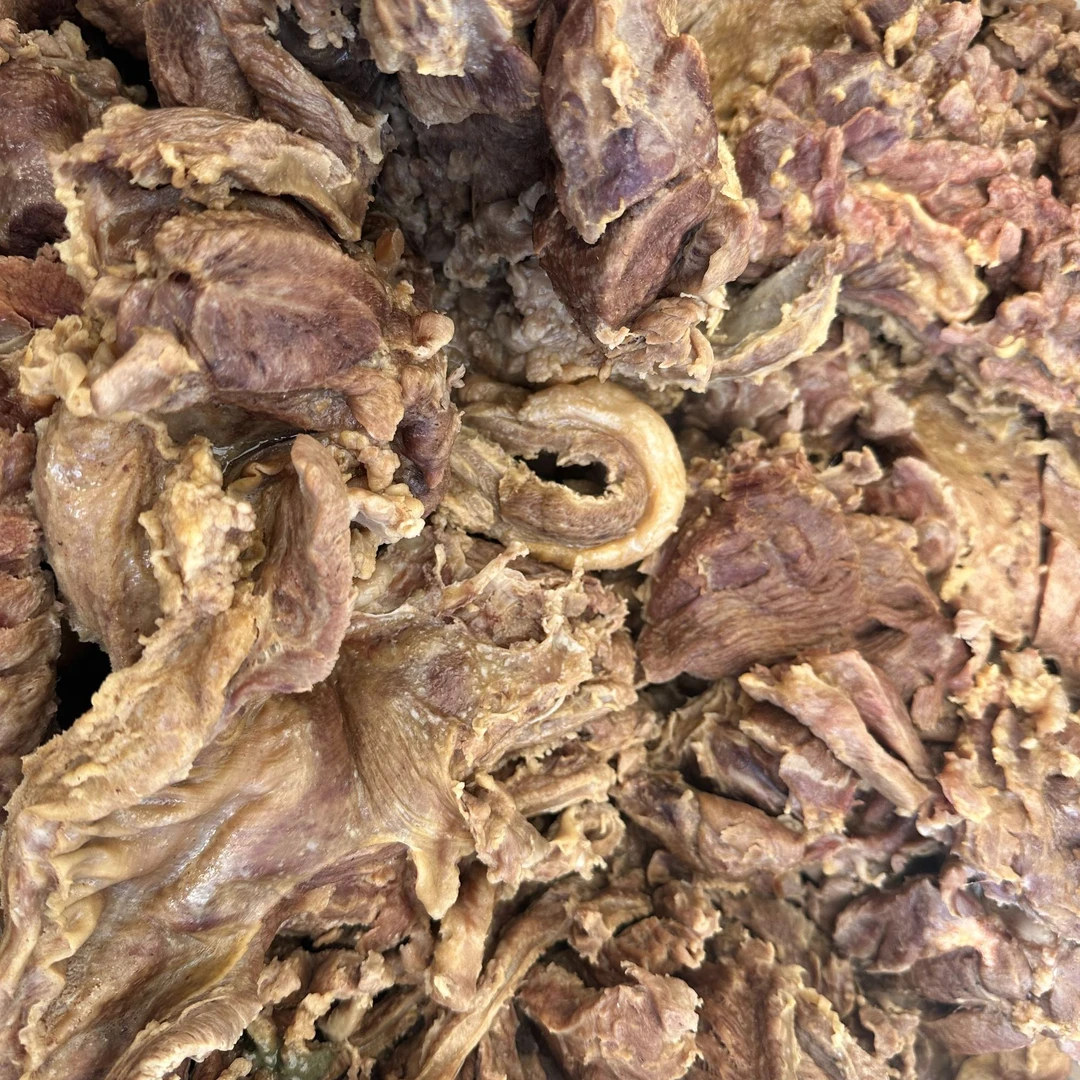 纯正全熟山羊肉去皮羊肉大块无边角料下酒菜开袋即食买2斤送2斤