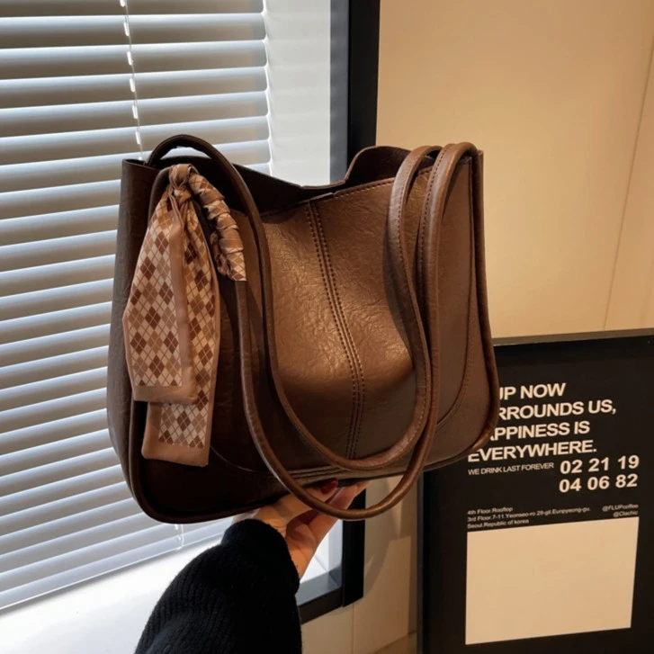 小众设计包包2023新款简约百搭单肩腋下包秋冬时尚休闲子母托特包