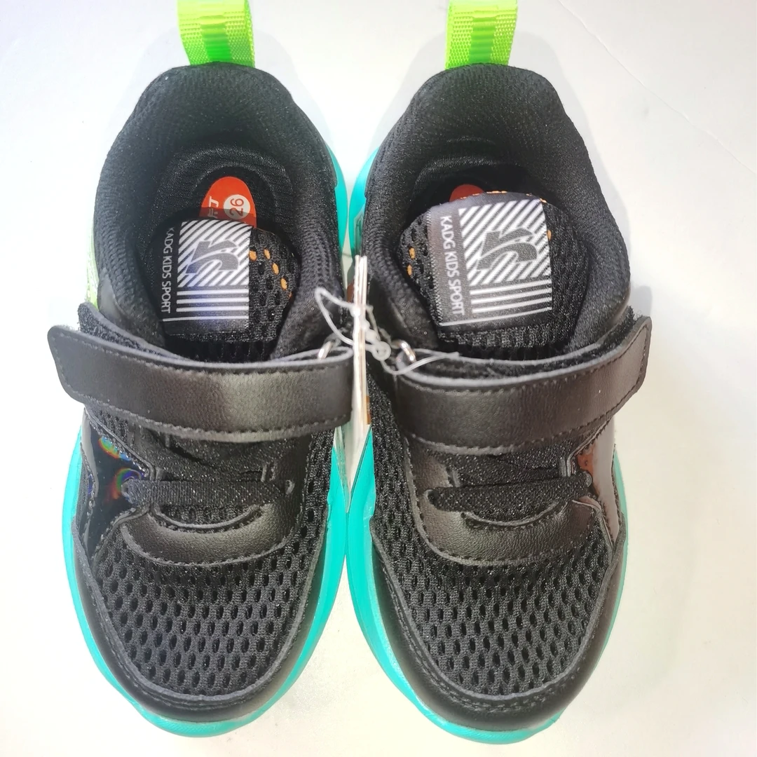 卡丁品牌儿童运动鞋  预防内八字外八字走路抗菌防臭的鞋垫网面