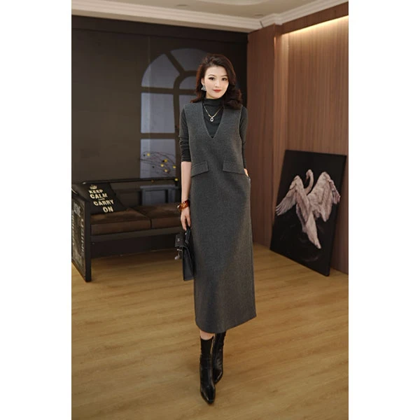 【闲暇时光】无袖连衣裙秋冬宽松显瘦百搭中长款直筒V领背心裙套装