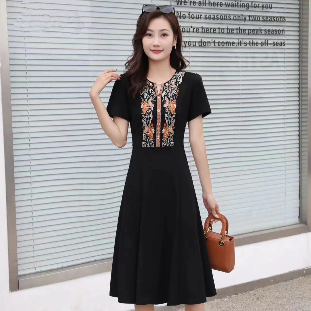 BAOLUOFEIMILI/保罗菲蜜丽2436款时尚优雅气质款连衣裙