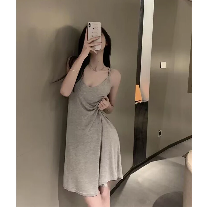 夏季舒适高级感睡裙女2023新款网红纯欲风性感交叉吊带睡衣薄款