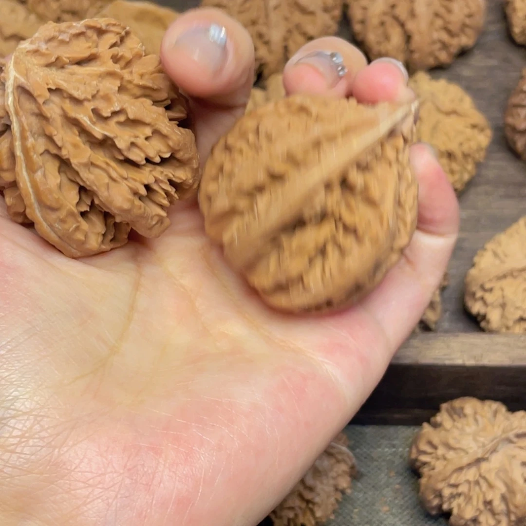 文玩核桃吊坠小****站23 秦岭灯笼野生小众