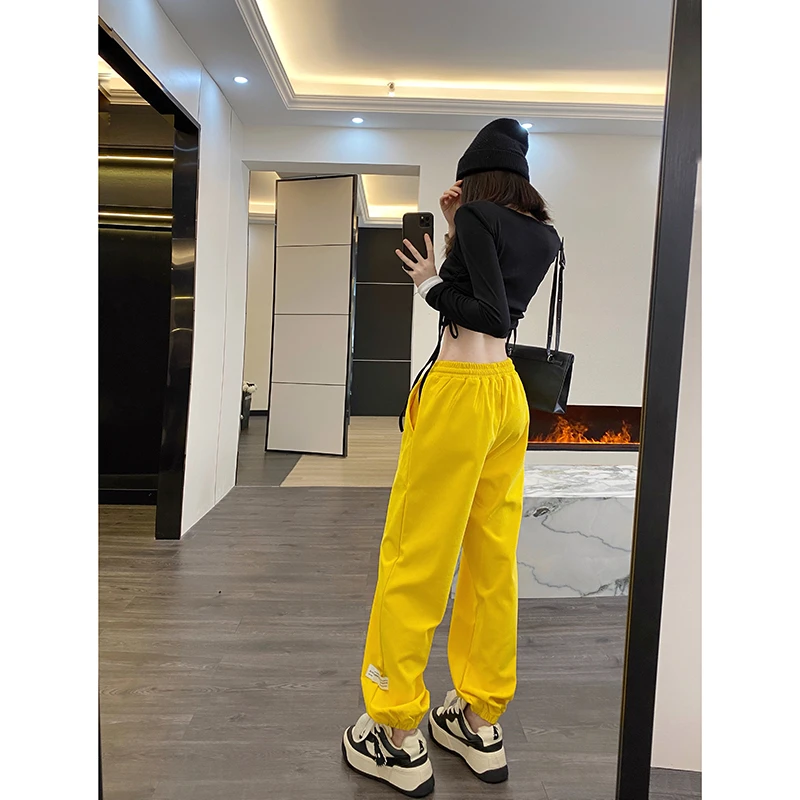 黄色加绒运动裤子女秋冬季新款爆款2023小个子女士休闲裤束脚卫裤