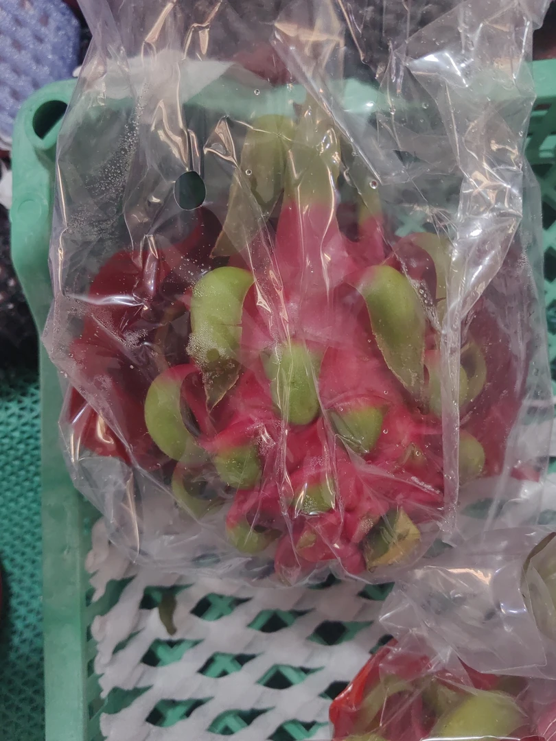 进口红心火龙果18.8元一个