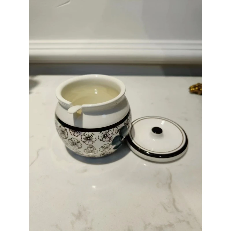 陶瓷花纹调味罐陶瓷花纹调味罐