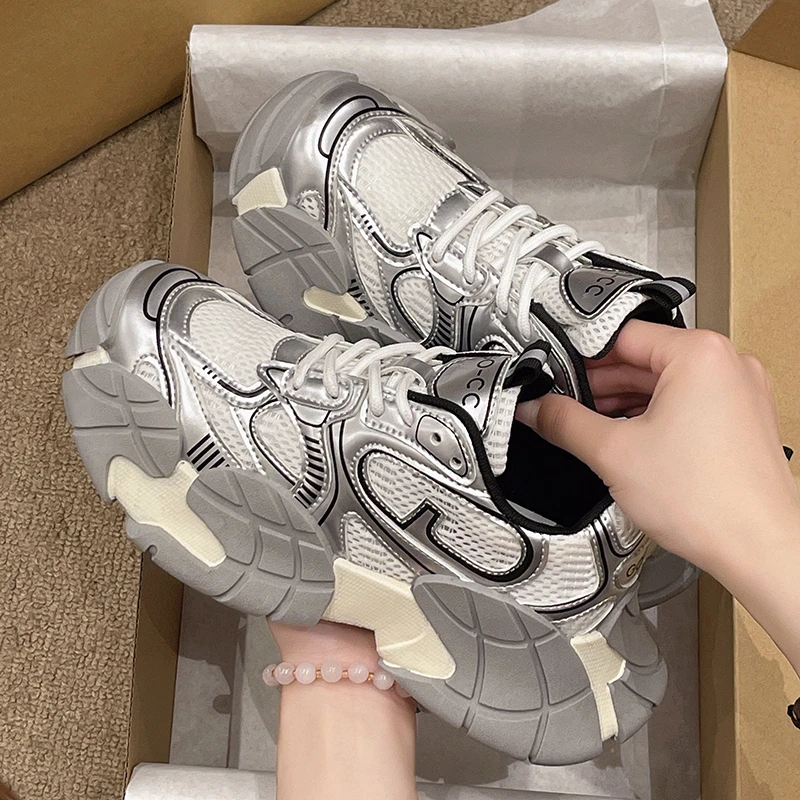 欧洲站复古机车老爹鞋女2024夏新款厚底百搭网面透气炸街运动潮鞋